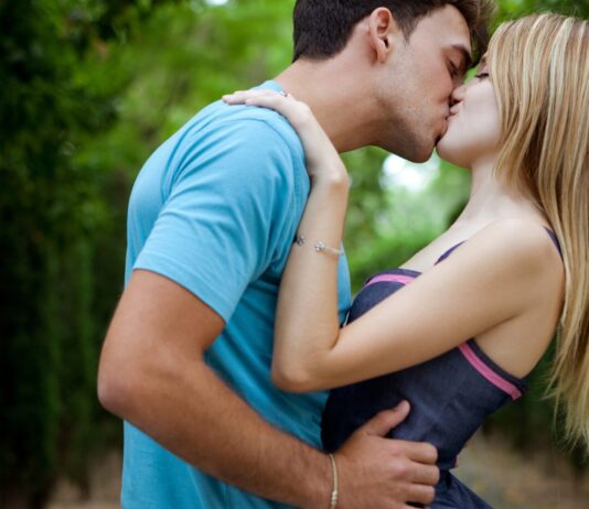 France Dating Whatsapp Group Link Join