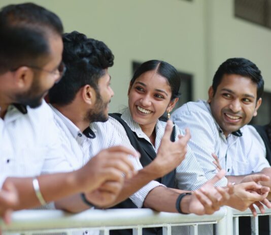 Kerala College Whatsapp Group Link Join List 2022